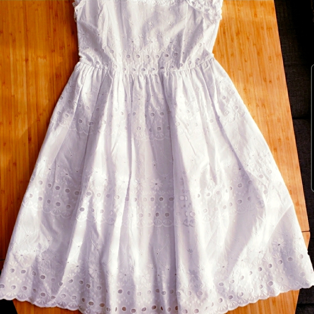 NWT Kate Spade eyelet lace dress Pretty fit & flare white eyelet dress - Picture 4 of 6